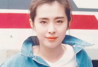 58岁大美女王祖贤穿着素雅人气爆棚！全程戴口罩引热议