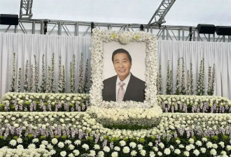 千亿儿媳徐子淇，送别首富公公！豪门19年风光背后有辛酸…