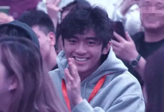 张柏芝儿子高清照曝光，一个像爸一个像妈