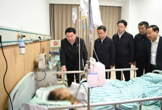 辽宁省委书记、省长连夜赴辽阳火灾事故现场....