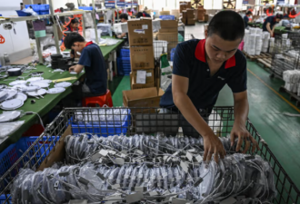 恶果显现 中国出口订单暴跌