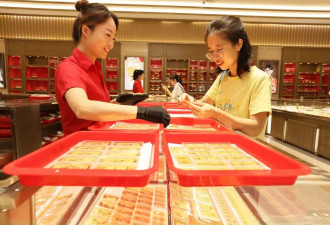 金价年内创25次新高，中国人爆买金条撑起全球需求