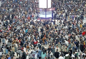五一假期正式开启，网红的五一朋友圈，用命换的