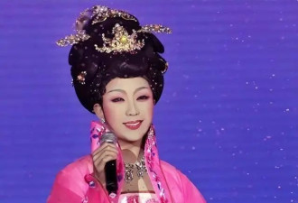 “跳梁小丑”李玉刚跌落神坛，不再被世界宽容，梅葆玖至死不原谅