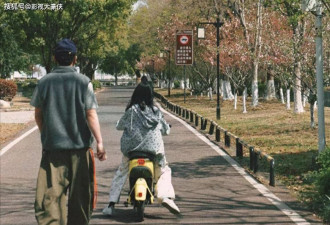 雷佳音一家4口五一度假，老婆40岁像少女
