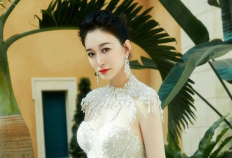 “倪虹洁身材好辣”上热搜,年过40岁身材获赞...