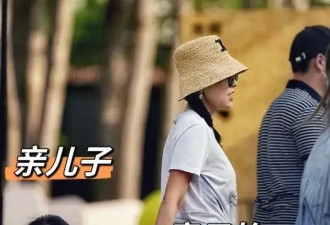 章子怡接儿子放学被拍，4岁醒醒帅成小男神...