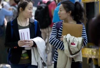 中国留学生成为川普与美国大学斗争的“人质”