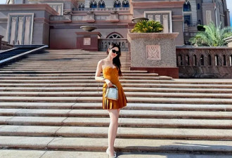 刘亦菲瘦了后更美了，穿女团风抹胸裙大秀身材，这颜值适合c位