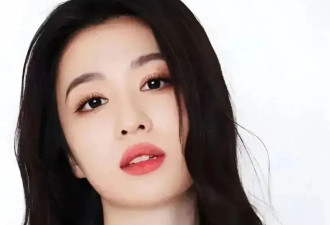 “小刘亦菲”王楚然绝美写真！雪肤玉貌身材火辣