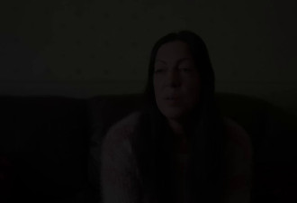 英国女子中风后突现“中国腔” 惨遭歧视15年：中邪还是患病？