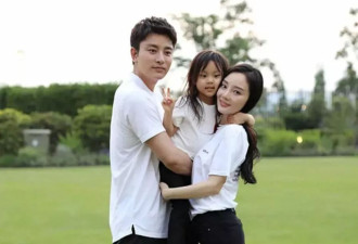 霍思燕夫妇与贾乃亮一家出游，嗯哼甜馨青梅竹马