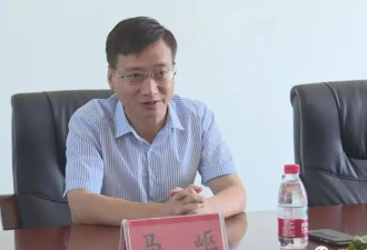 官员组建"七兄弟吃喝圈",长期接受"保姆式"服务