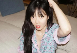 泫雅婚后首次回归活动状态一绝！身材发福难挡个性美，风格太飒了