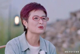 她曾是央视一枝花，低调嫁给大18岁李铁，如今...