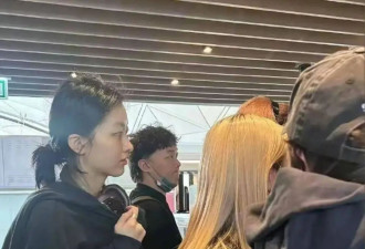 陈奕迅20岁女儿罕见露面 身高超父亲 很漂亮跟妈妈年轻时很像