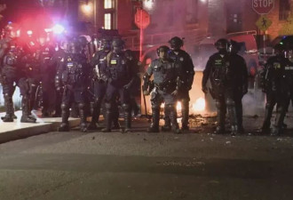 华大校园暴乱 火烧校园+占领教学楼 警方抓30学生