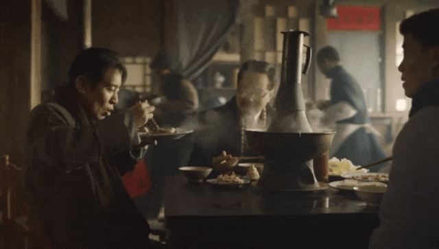 用碗还是用碟吃饭？南北方又吵翻了