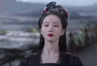 被嘲脖子像钢板，耍剑像花架子？刘诗诗用一段打戏自证