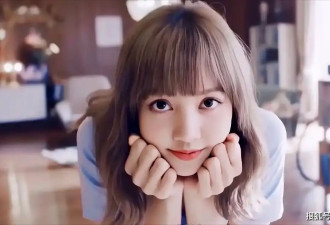 Lisa再现大尺度表演 真空上阵低俗演出 求刺激下体塞道具