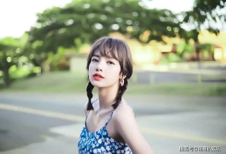 Lisa再现大尺度表演 真空上阵低俗演出 求刺激下体塞道具