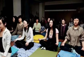 985高知女性为何沦为灵修骗局头号猎物?