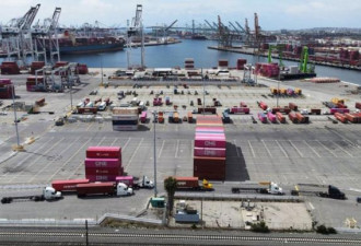 首批145％关税中国货船抵达洛杉矶 不敢清关