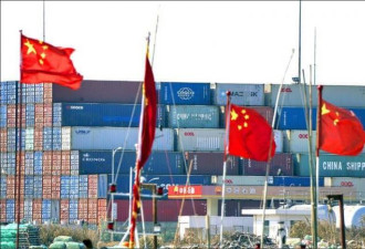 关税逼退中国商品 美西港口清空