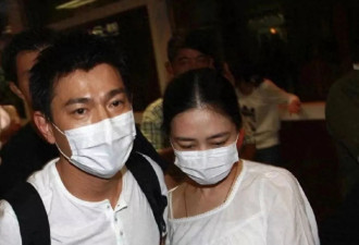 刘德华陪朱丽倩回娘家，和表妹吃西餐