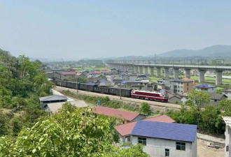 15岁女孩殒命火车：已有至少17人被火车撞死