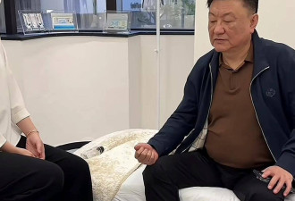 央视61岁主持王宁在日本做大血净 脸色发黑发暗