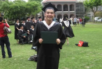 娱乐圈开始卷学历？黄晓明金世佳考上博士，成林更新上戏学弟