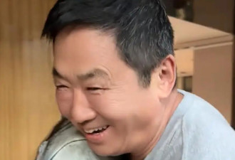 秋瓷炫与公婆共住北京大平层,与公公亲密拥抱像父女,儿子颜值抢镜