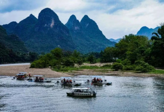 “累计亏损10亿”，桂林旅游老矣
