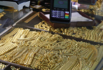 黄金甩暴跌阴霾：逆势反弹但面临“1关键状况”