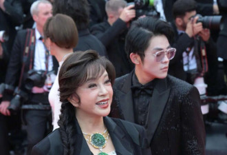戛纳电影节红毯:刘晓庆豪横,小李子变清澈