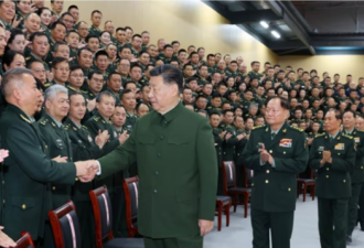 军报一篇报道戳穿习看似风光的假象