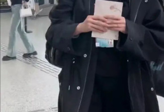 关晓彤现身机场步履匆匆 左手无名指佩戴戒指引争议