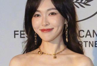 42岁唐嫣戛纳生图来了！苹果肌下垂眼神涣散，新剧扑街影响状态