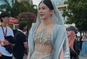 戛纳被网红走成"水毯"?这些中国女星一出现就扳回场子