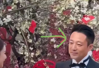 汪小菲在婚礼上哭了！连说两句我愿意，儿女缺席
