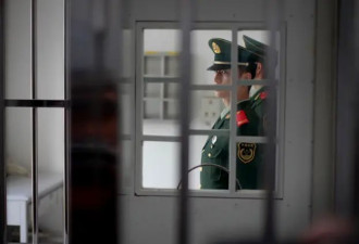 深陷中国牢狱五年的澳洲人：“你开始发疯了”