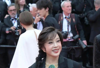 刘晓庆回应被叫“庆奶”！大赞宋祖儿特乖刘宁宇很好