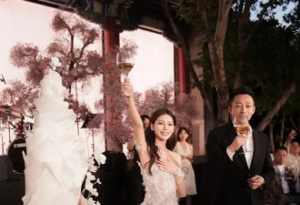 汪小菲霸气！2亿豪宅内宴请马筱梅家人吃烤全羊，家人一团和气