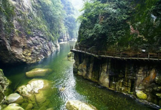 汶川地震中消失的景点 今昔对比引人追思