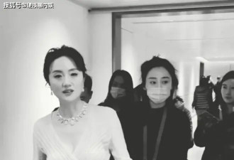 曝朱媛媛告别会：刘敏涛落泪合十，李雪健写悼词，93级同学集体悼念
