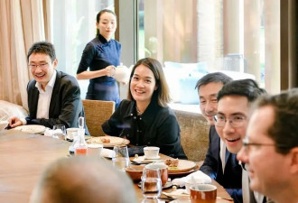 下一个千亿商业“帝国”掌门人，会是她吗？