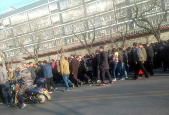 地方政府设四色风险等级 建模监控“异常信访”