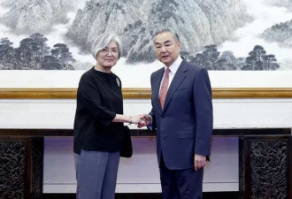 美前财长盖特纳访华，受到多位中方高层官员会见