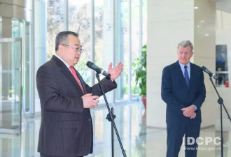 美前财长盖特纳访华，受到多位中方高层官员会见